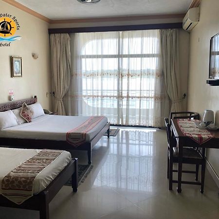 Tudor Water Sports Hotel Mombasa Bagian luar foto