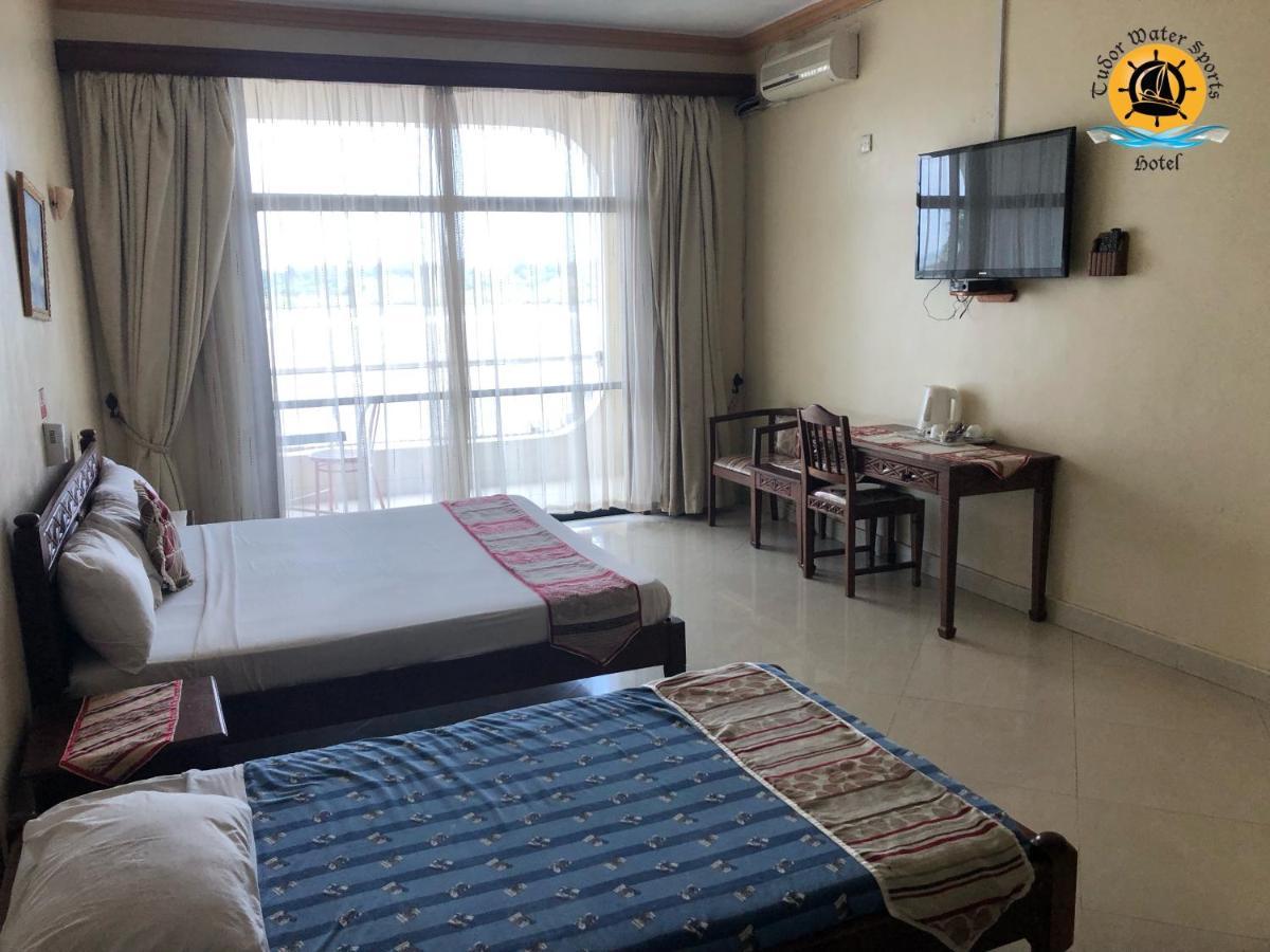 Tudor Water Sports Hotel Mombasa Bagian luar foto