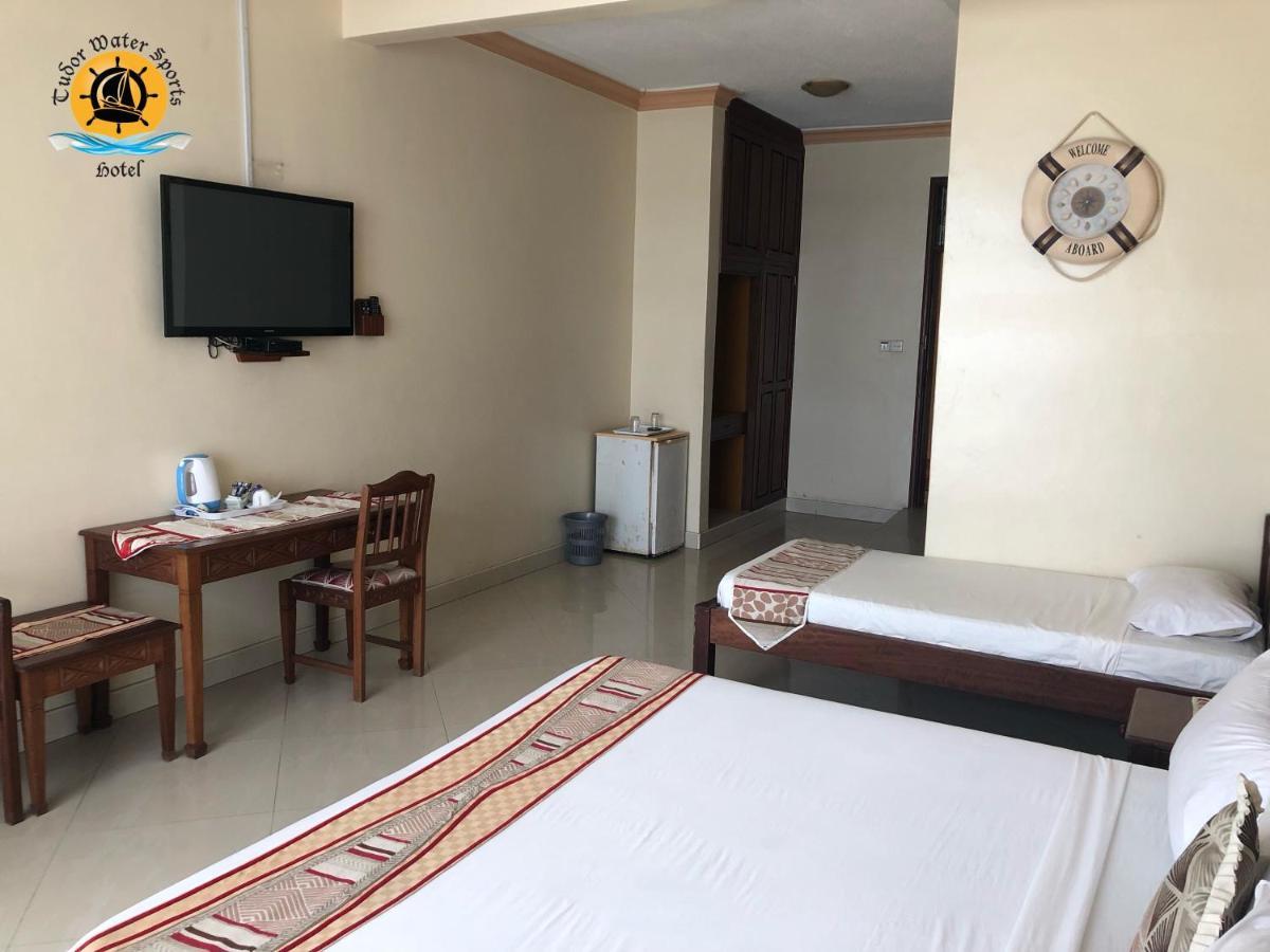 Tudor Water Sports Hotel Mombasa Bagian luar foto