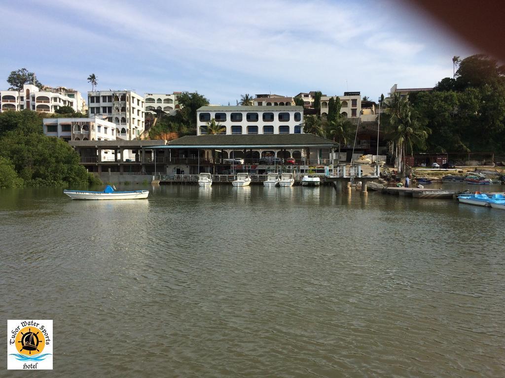 Tudor Water Sports Hotel Mombasa Bagian luar foto