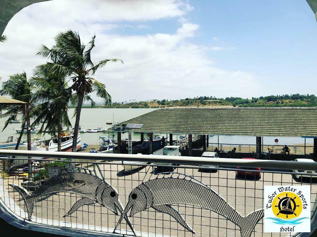 Tudor Water Sports Hotel Mombasa Bagian luar foto